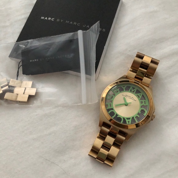 Marc Jacobs watch - Picture 3 of 5